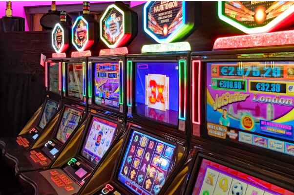 Slot Resmi and Mahjong: Exploring the Thrills of Online Gaming